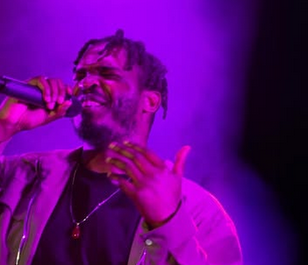 Le chanteur de rap Mas Kit